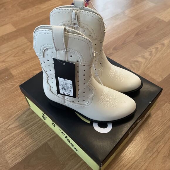 Art Class Girls Jovi Western Cowboy Boots White Studded Size 13 NIB New In Box - Picture 2 of 16